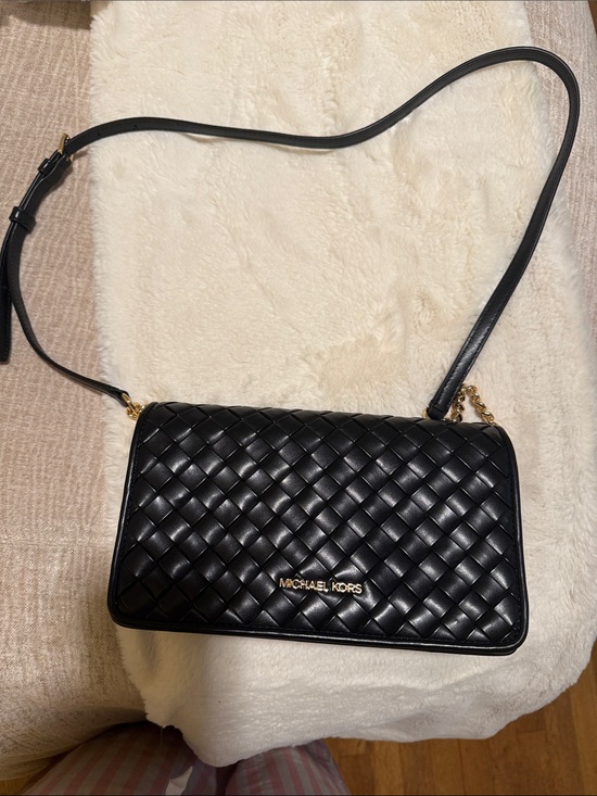 Michael Kors Handbags - Michael Kors Black Quilted Leather Crossbody with Gold Hardware